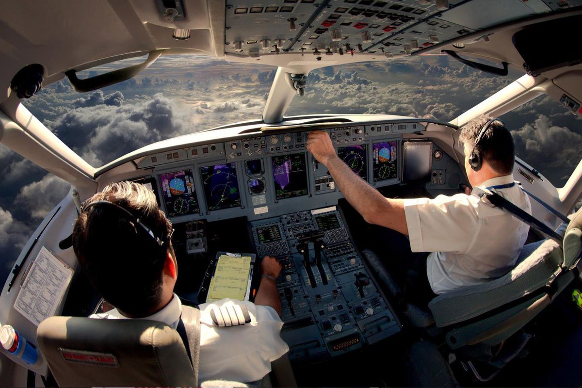 Pilot maaş bordrosunu paylaştı! Kazancı dudak uçuklattı