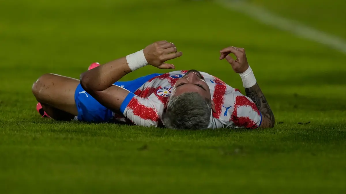 Julio Enciso'dan Paraguay'a kötü haber