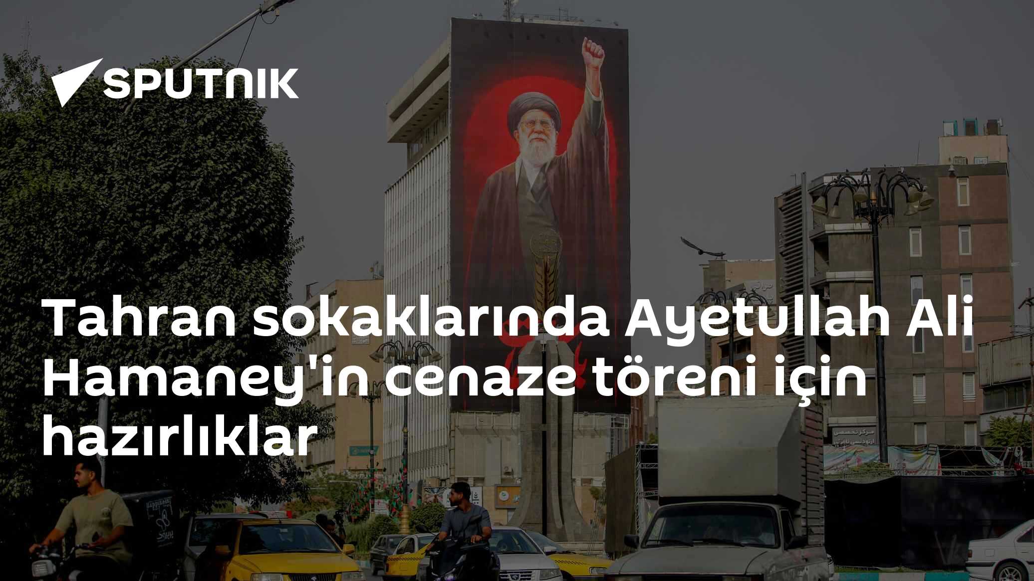Tahran sokaklarında Ayetullah Ali Hamaney'in cenaze töreni için hazırlıklar