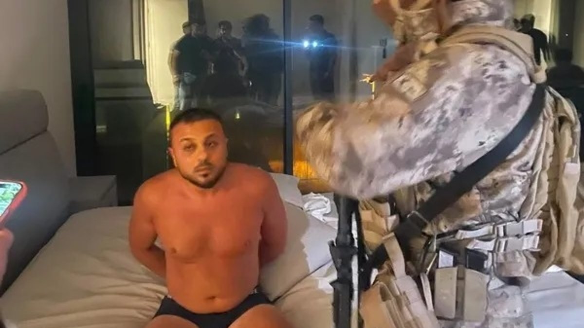 SON DAKİKA: İzmir ve İstanbul'da nefes kesen uyuşturucu operasyon! 2 zehir baronu enselendi