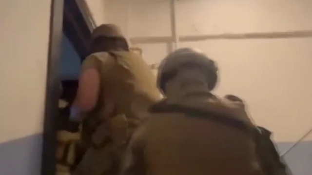İstanbul'da suç örgütüne operasyon: 23 şüpheli gözaltına alındı