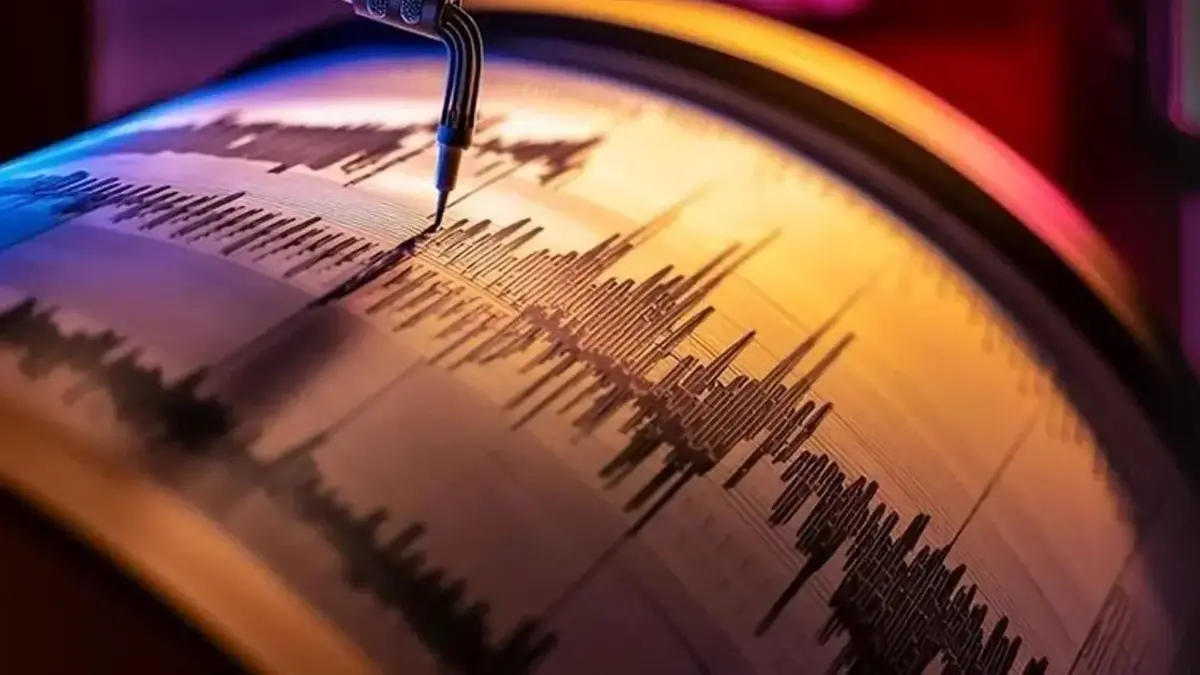 Afganistan'da 6,1 büyüklüğünde deprem meydana geldi