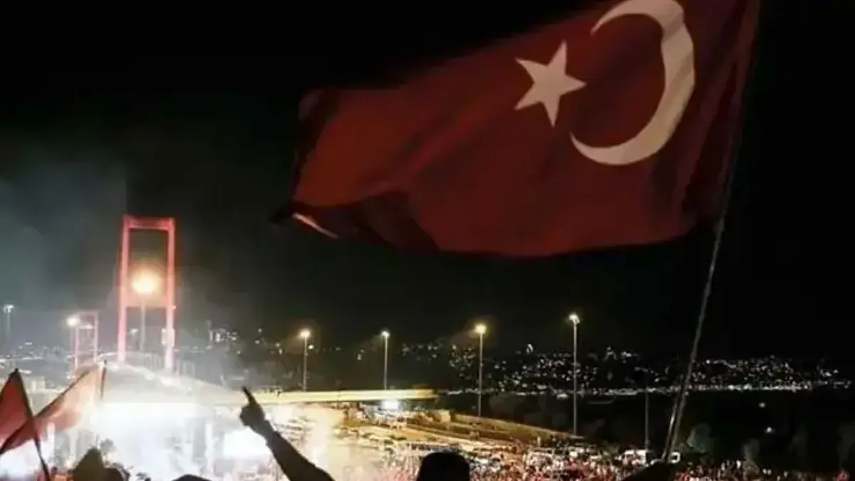 FETÖ'nün 15 Temmuz ihanetine giden 8 aylık süreç deşifre edildi