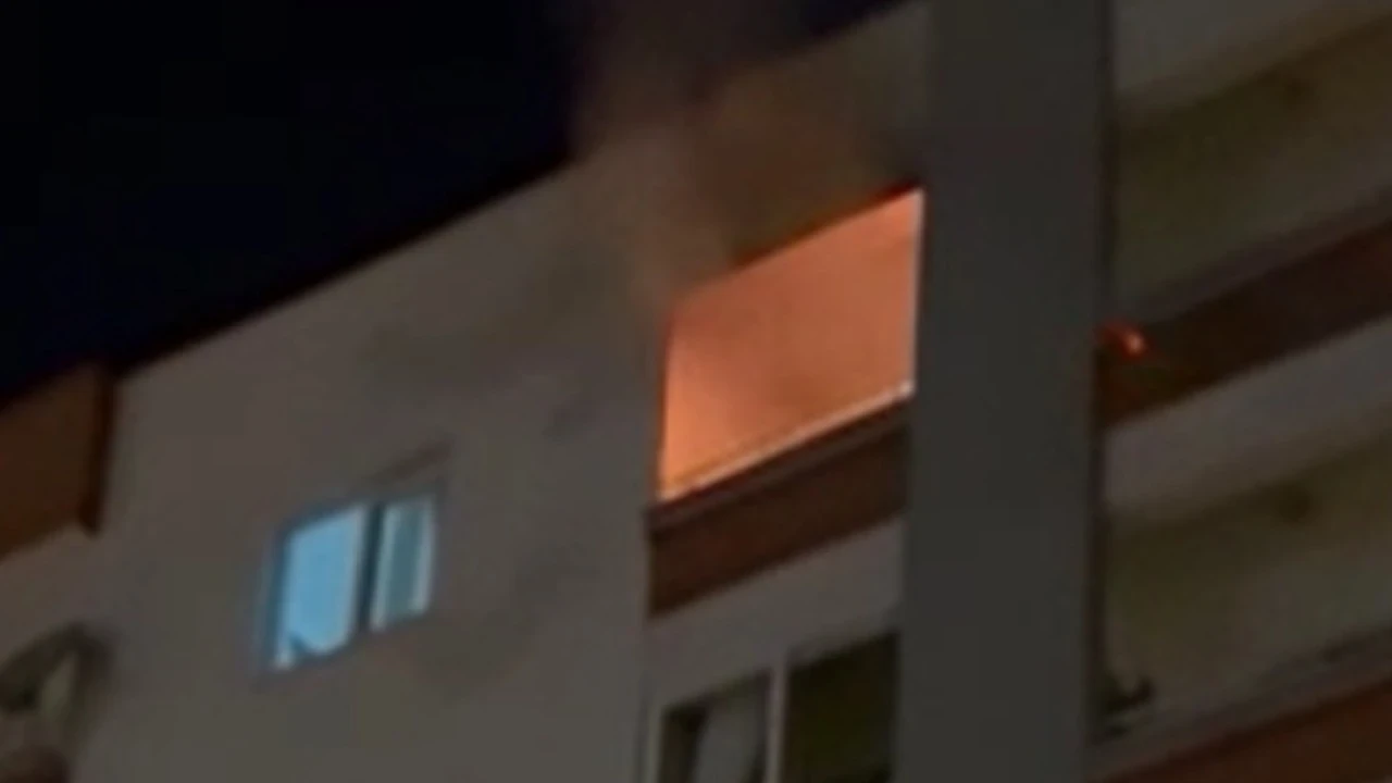 Balkonda tüp patladı yangın çıktı