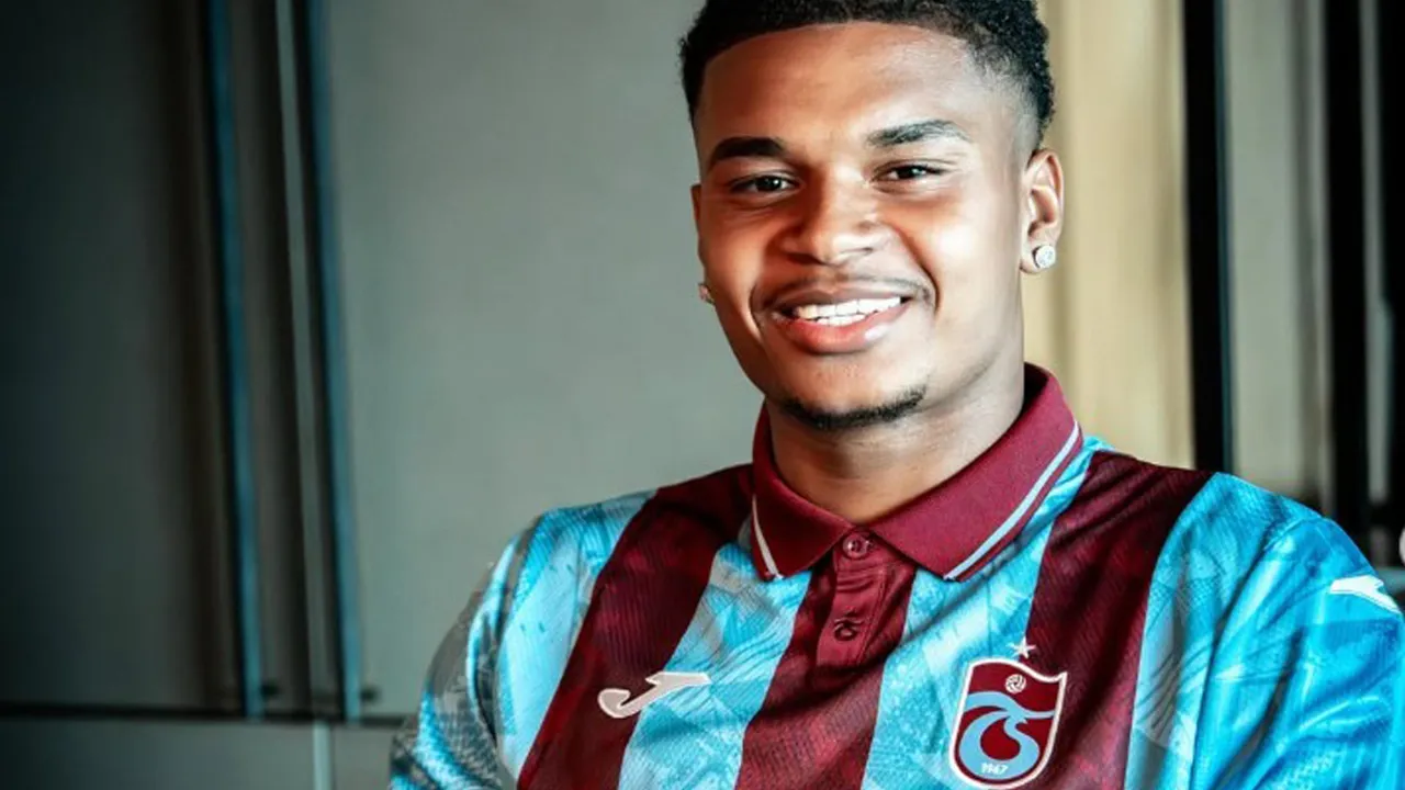 Trabzonspor'un 205'inci yabancı oyuncusu Noah Saviolo
