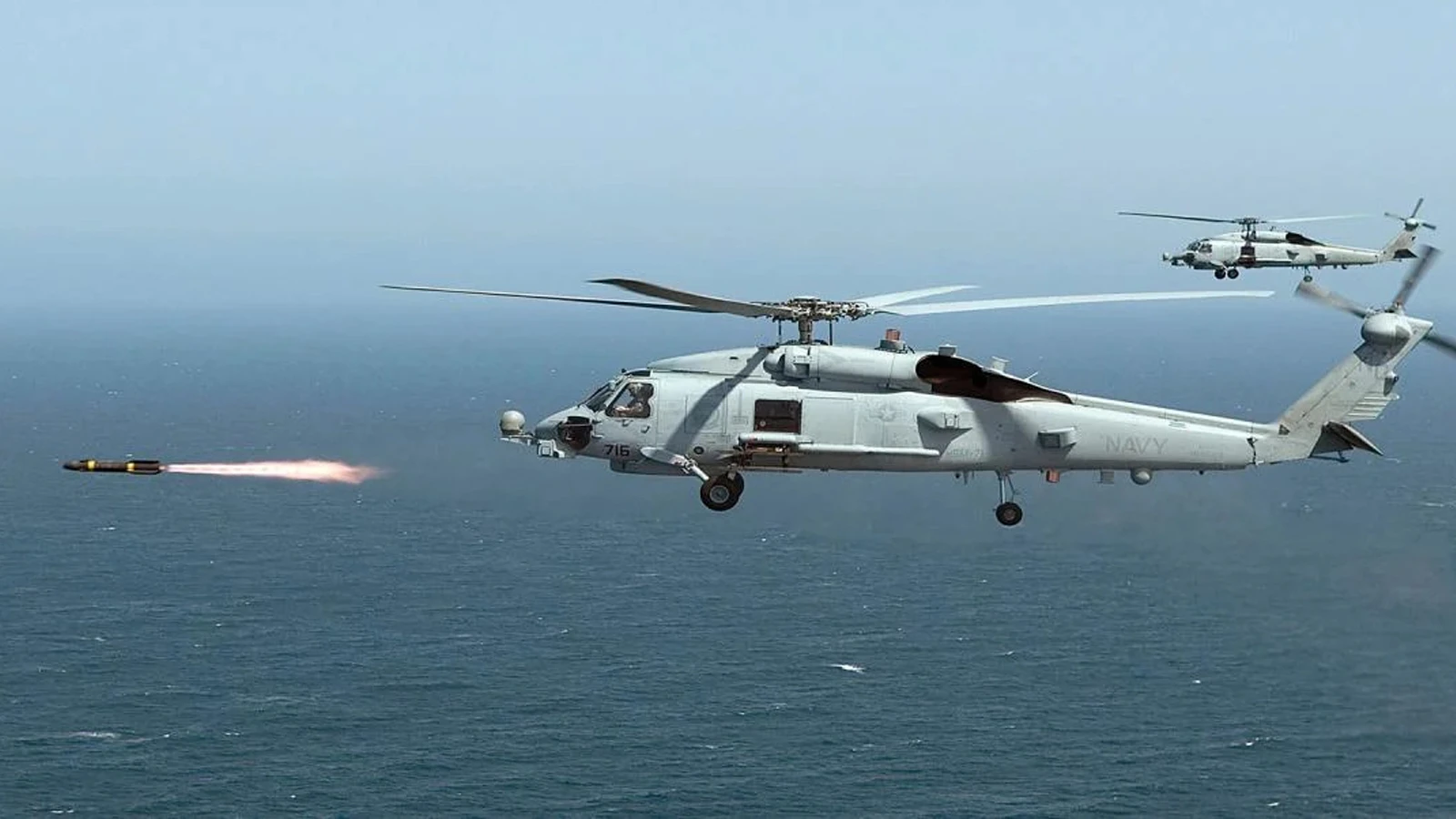 ABD helikopteri Umman Denizi'ne acil iniş yaptı: 1 kişi kayıp