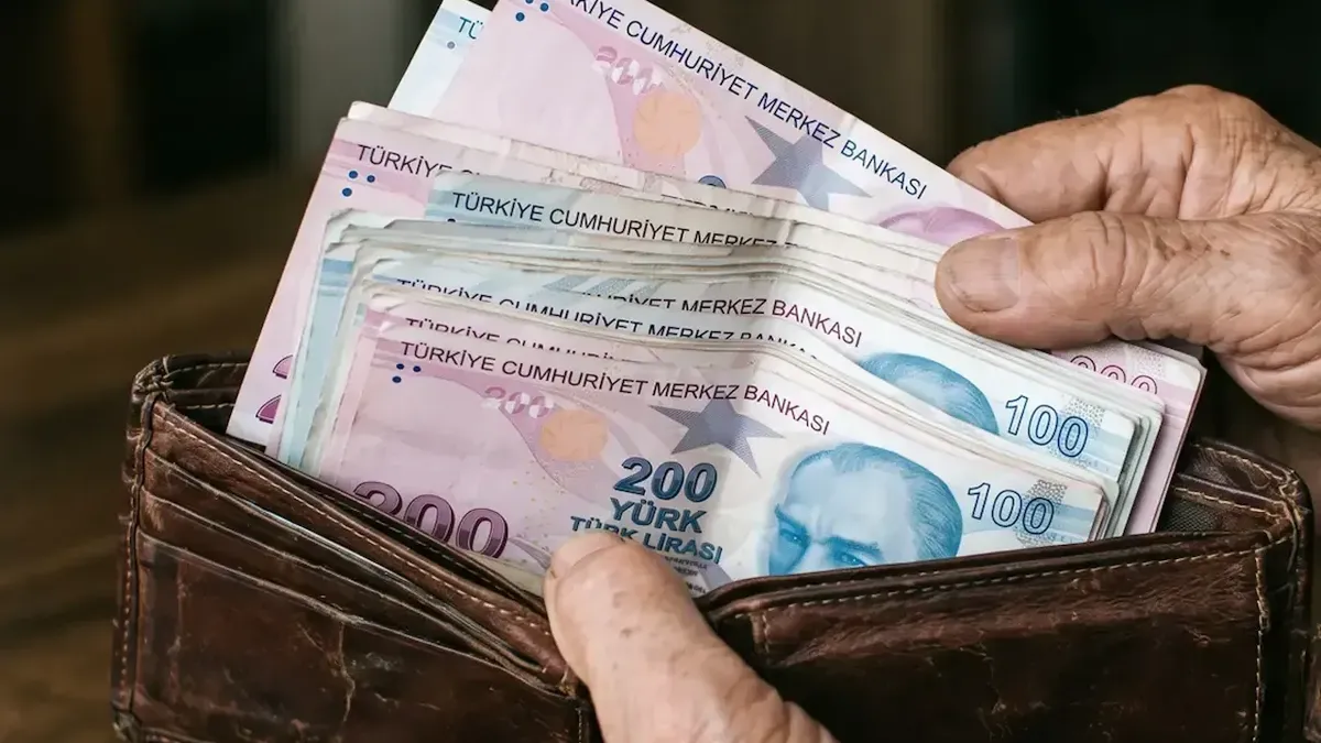 EMEKLİ ZAMMI 2026 SON DAKİKA | Milyonları ilgilendiren milyarlarca maaş desteği: SSK Bağkur emeklisi dikkat!