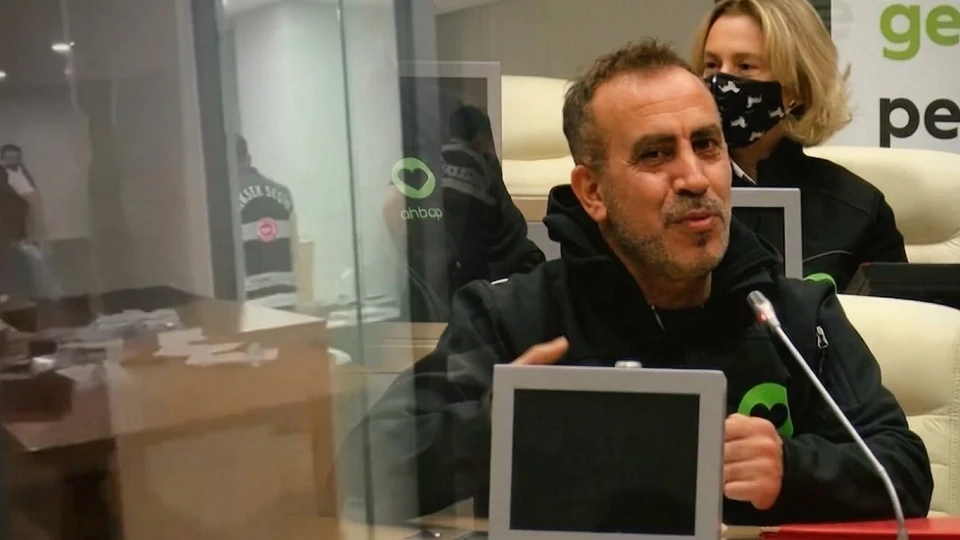 Haluk Levent'in "Biz paraya dokunmuyoruz" sözleri yeniden gündemde! Katarsis röportajı tekrar konuşuluyor