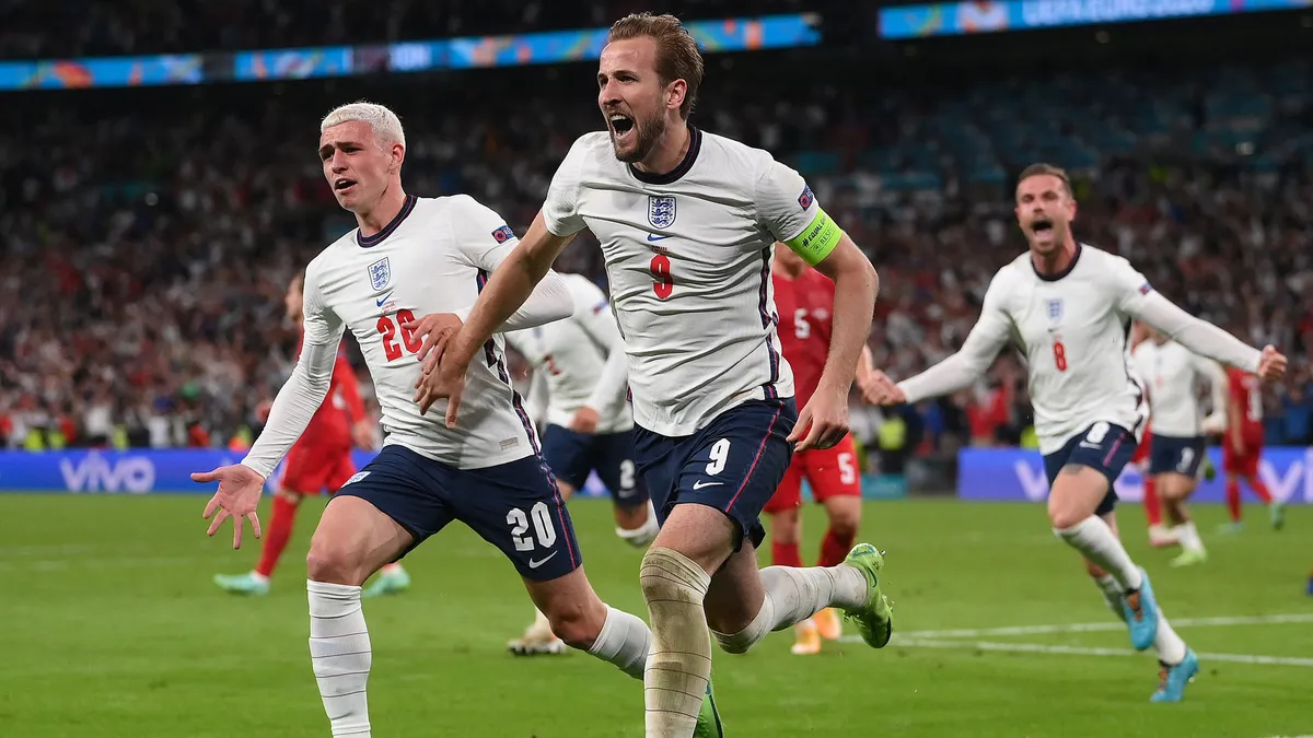 Dünya Kupası'nda İngiltere-Hırvatistan maçı heyecanı! Kane mi Modric mi?