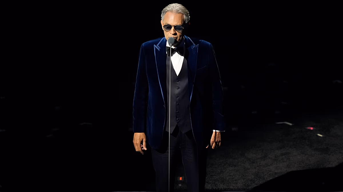 Venice Romanza: Andrea Bocelli albüm yıldönümünde aşk saçıyor