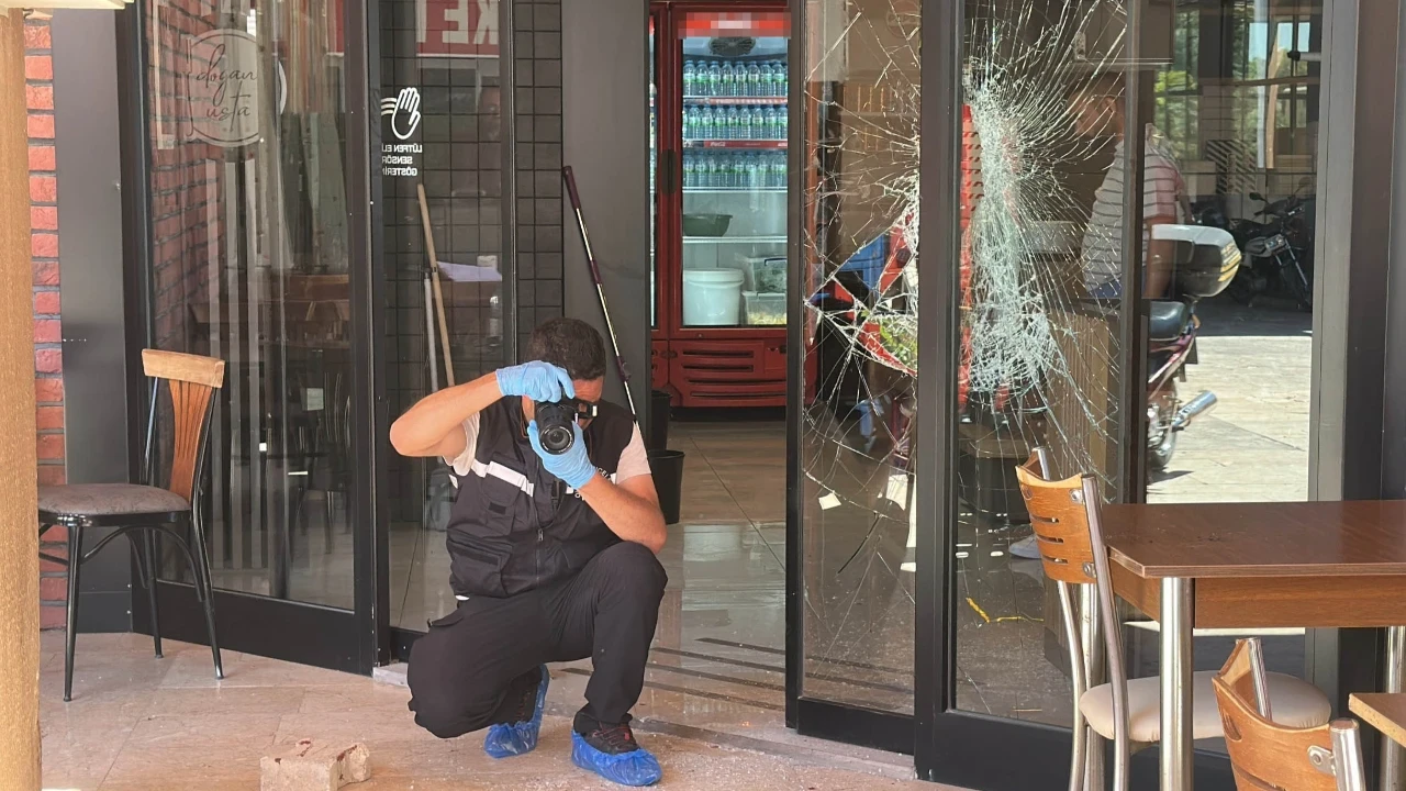 Hasta çocuğun bağış kutusunu çaldı