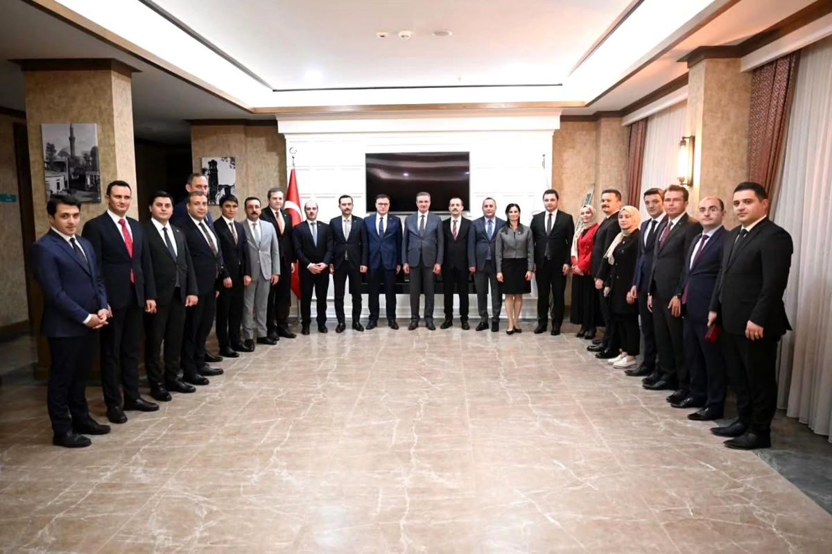 Kaymakamlara veda yemeği