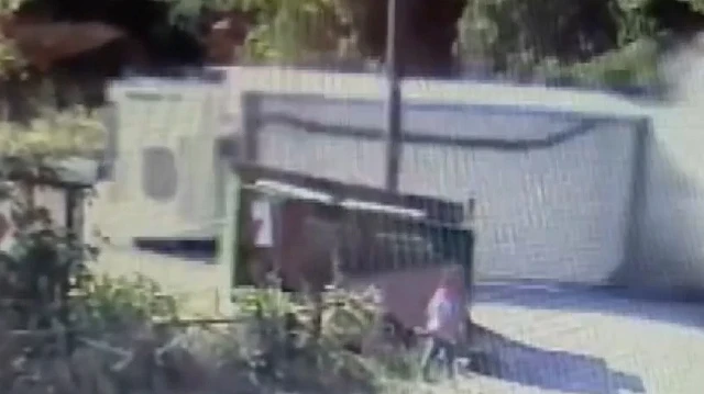 Kastamonu'da freni boşalan kamyonun devrildiği kaza kamerada