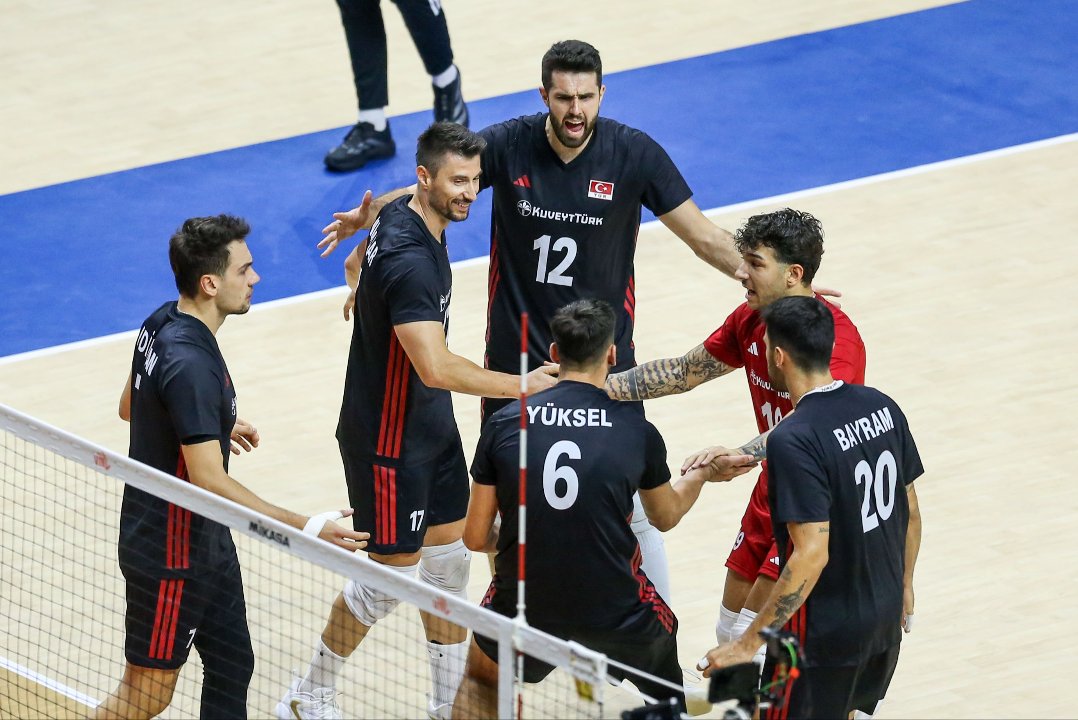 Türkiye-Slovenya erkek voleybol maçı ne zaman? Filenin Efeleri çeyrek final yayın bilgileri