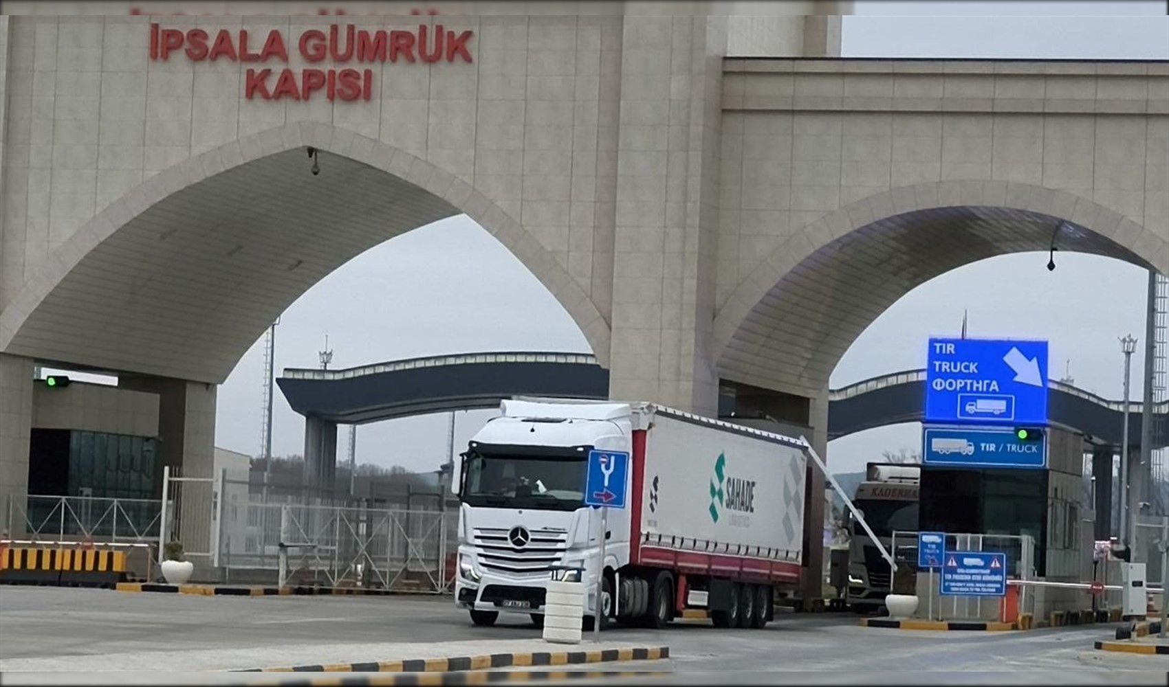 İpsala Gümrük Kapısı’nda rüşvet operasyonu: 20 gümrük memuru gözaltında
