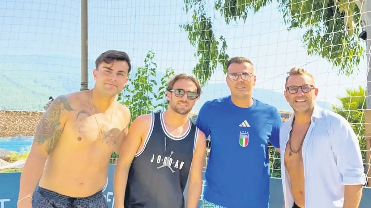 Galatasaray rüzgarı Bodrum’da esti! Okan Buruk ve yıldızları tatilin tadını birlikte çıkardı...