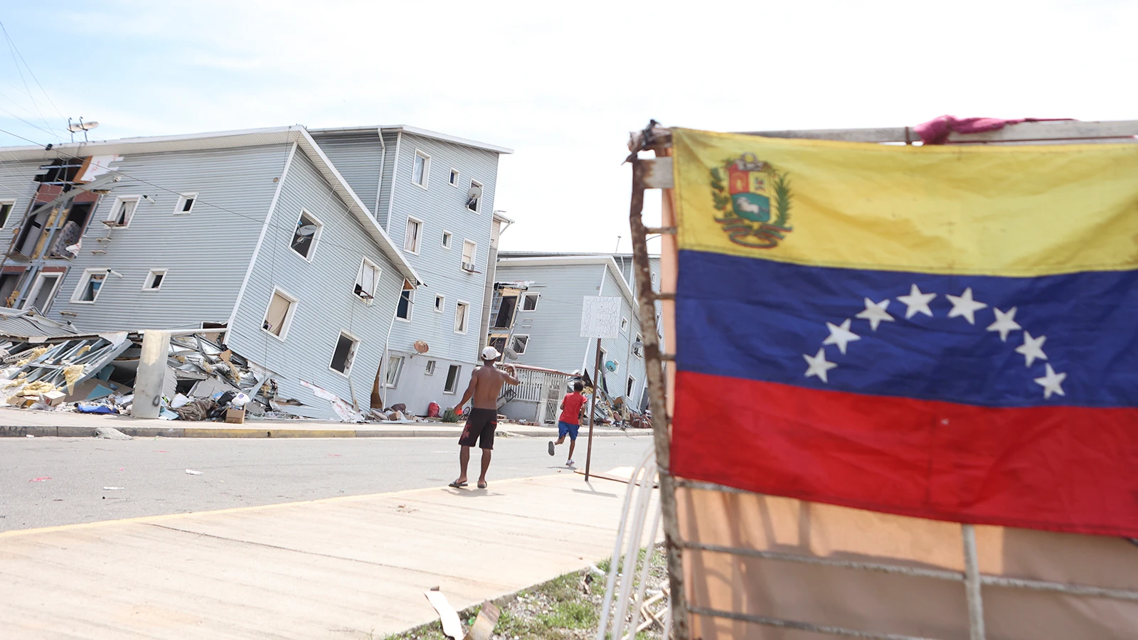 Venezuela'daki depremlerde can kaybı 4 bin 734'e yükseldi