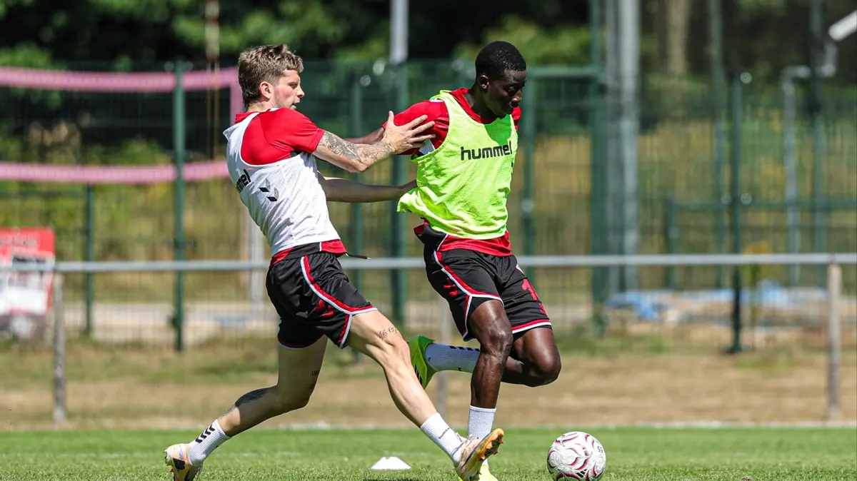 Samsunspor'da yeni sezon mesaisi sürüyor