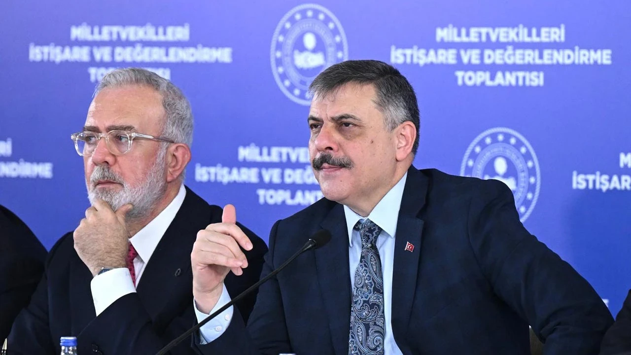 Bakan Çiftçi Ahbap Skandalını Bu Sözlerle Eleştirdi: 'Ahbap-Çavuş Rezaleti'