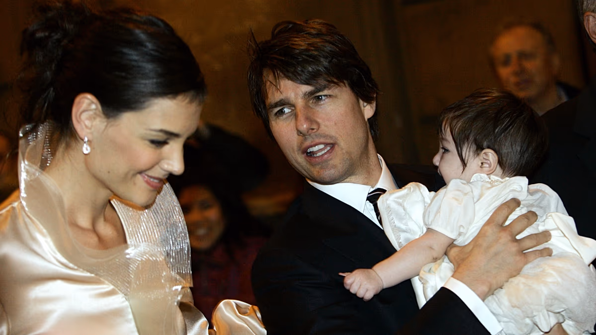Tom Cruise’un kızı Suri, babasının soyadını resmen bıraktı