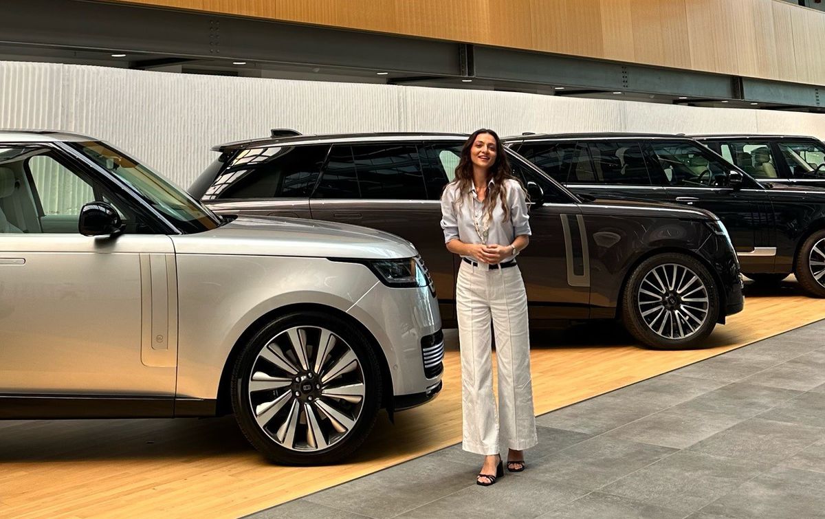 Yaşar Üniversiteli Mezun Eda Erdal, Jaguar Land Rover'da Tasarım Lideri Oldu