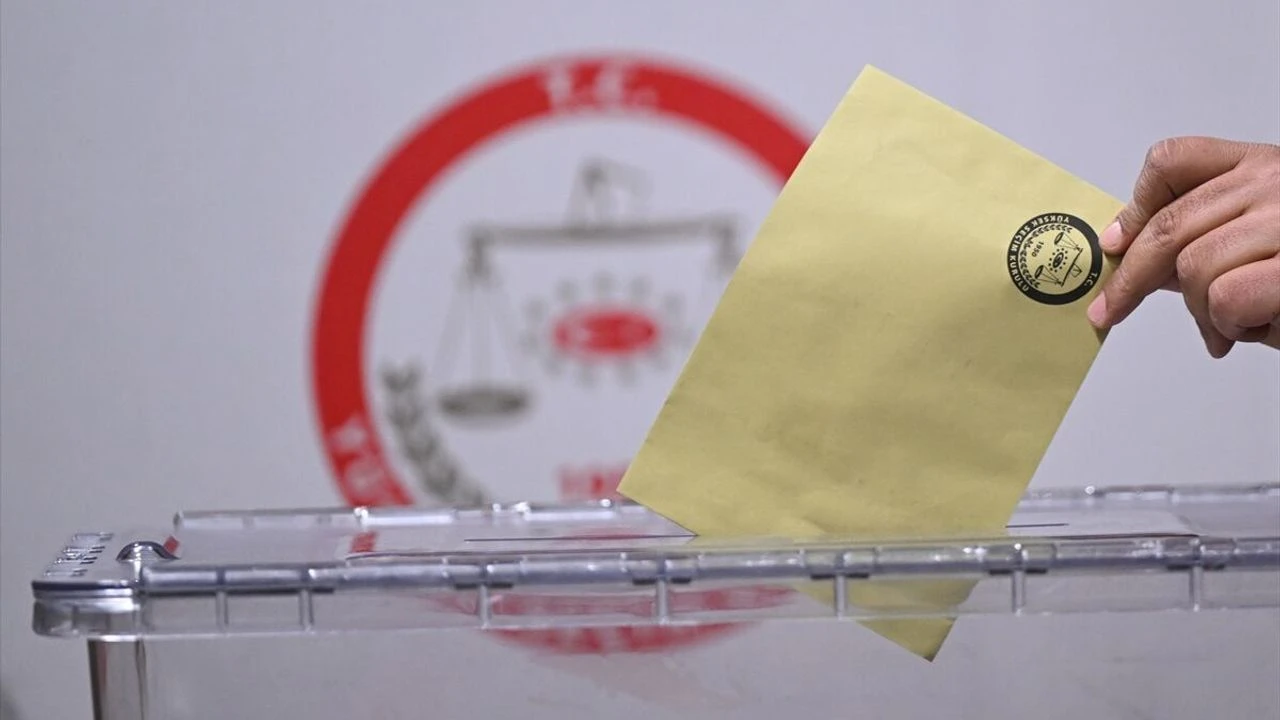 Yarın 6 noktada sandık kuruluyor! Siyasi partiler yarışa hazır