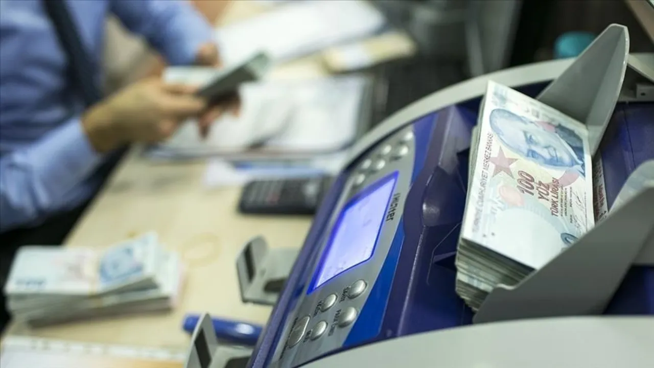 4 milyon TL'nin geri ödemesinde büyük fark! Tasarruf şirketleri ile bankalar arasında uçurum var