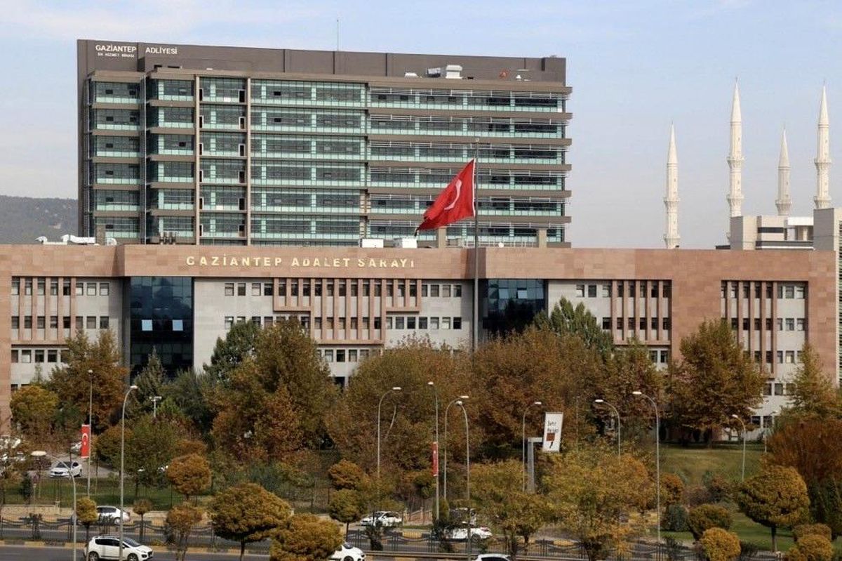 Trafikte "önüme geçtin" kavgası cinayetle sonuçlandı: Sanıklar ilk kez hakim karşısına çıktı