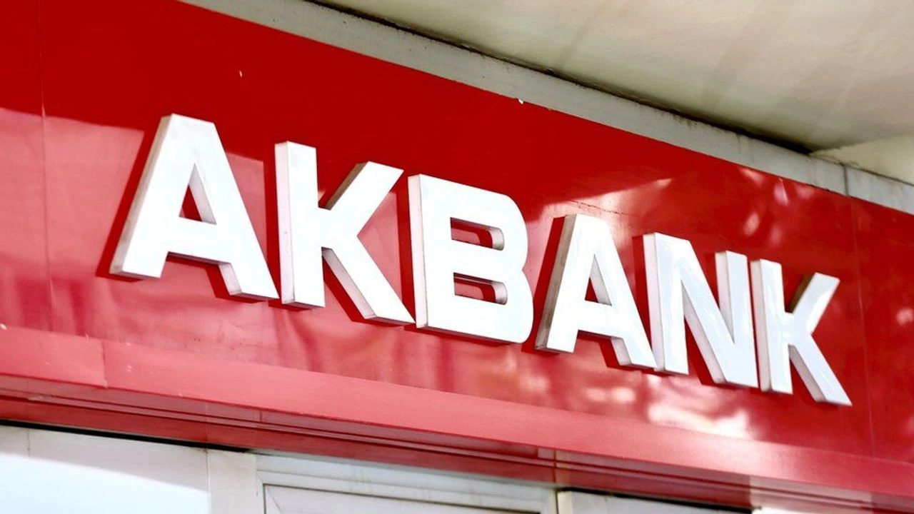 Akbank takipteki alacaklarını varlık yönetim şirketlerine sattı