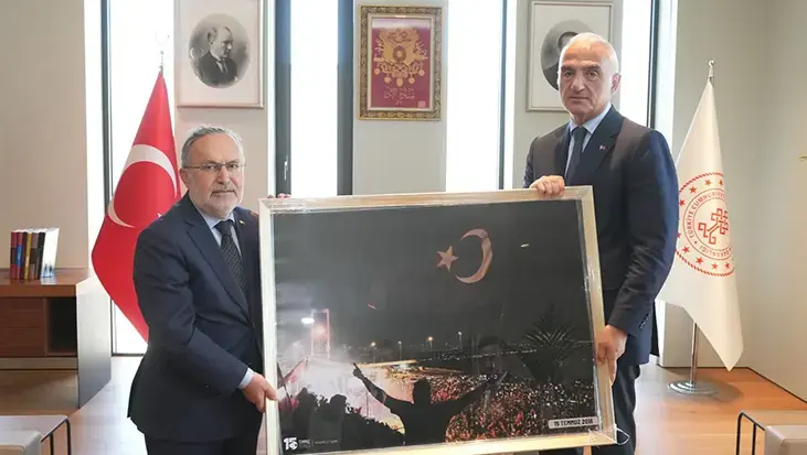 Bakan Ersoy, 15 Temmuz Derneği heyetini ağırladı! Milli hafızayı güçlendirecek çalışmalar masaya yatırıldı