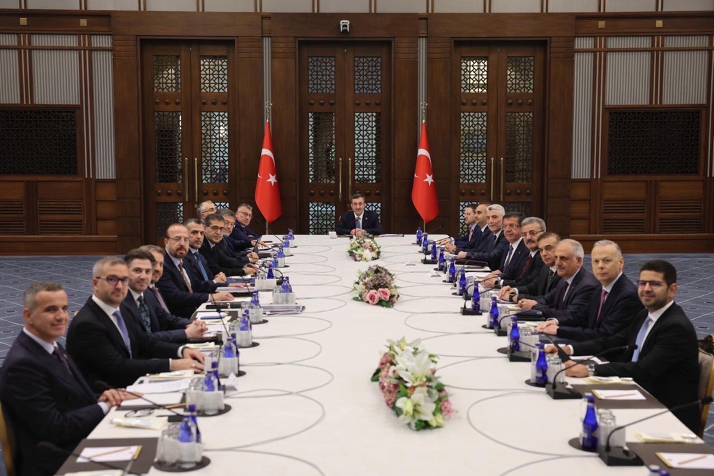 EKK toplantısından yatırım, üretim ve ticaret mesajı