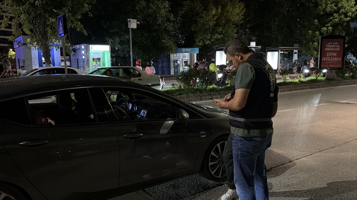 Edirne'de polis ekipleri "şok uygulama" gerçekleştirdi