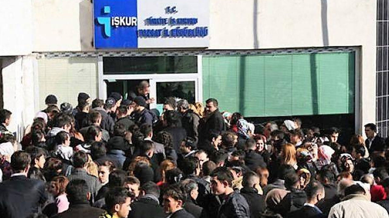 Işıkhan, İŞKUR'un işe yerleştirme rakamlarını paylaştı: Verilerle övündü