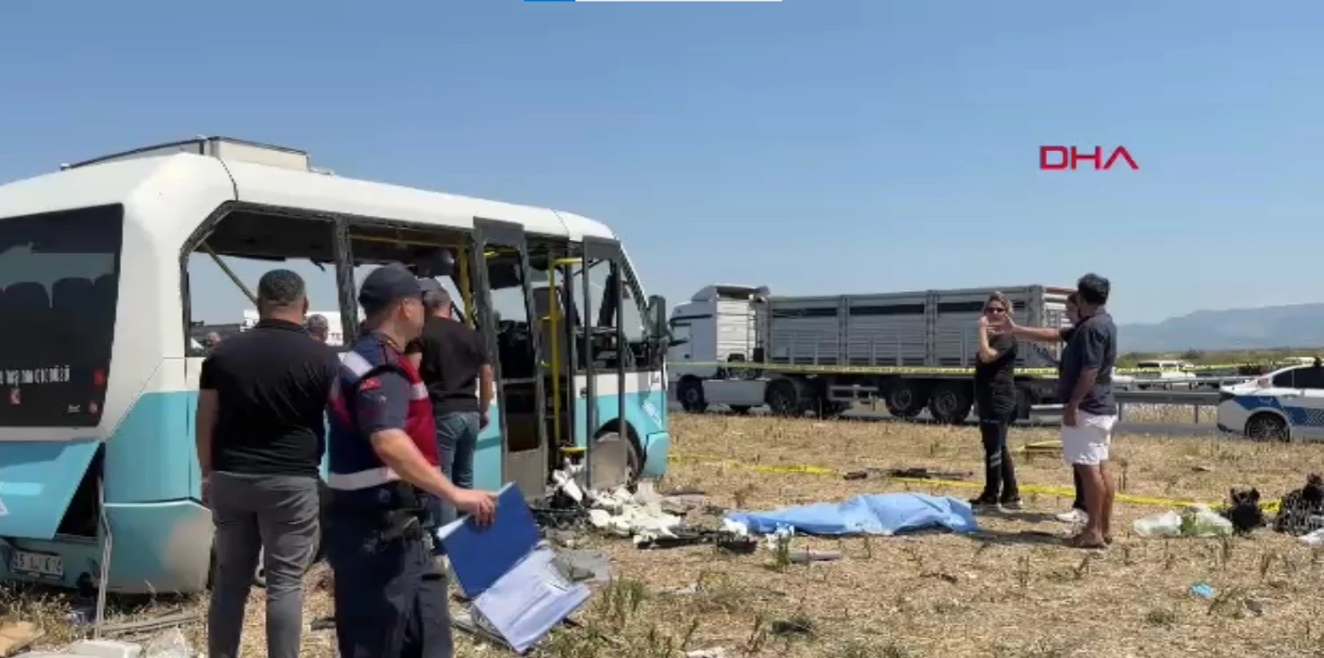 Manisa’da feci kaza! 1 kişi öldü 11 kişi yaralandı... Kazanın görüntüleri ortaya çıktı