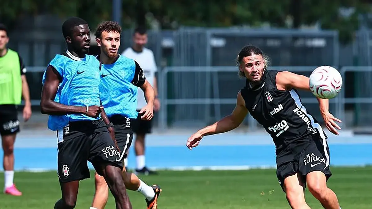 Beşiktaş, günü tek antrenmanla kapattı! 1 günde 2 maç oynayacaklar
