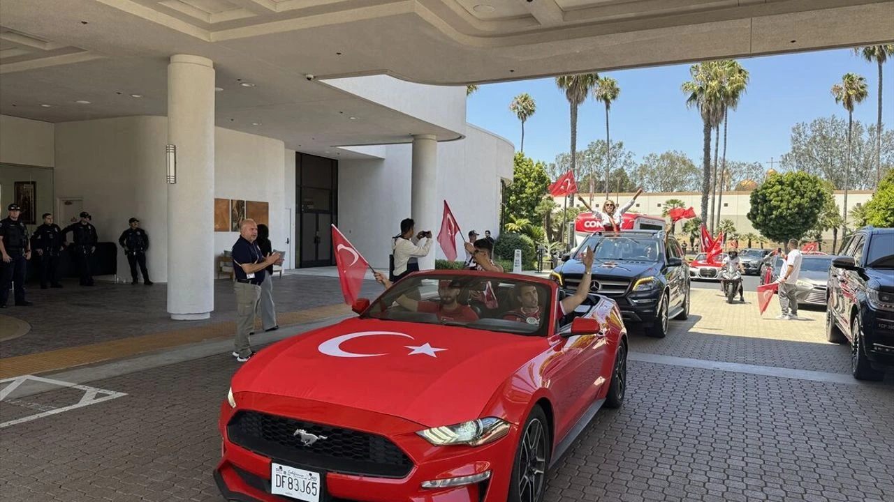 A Milli Futbol Takımı, Dünya Kupası’ndaki son maçı için Los Angeles’a geldi