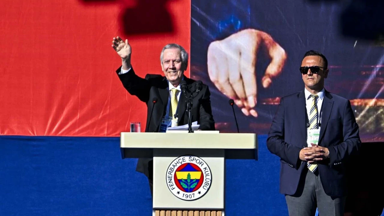 Fenerbahçe Başkanı Aziz Yıldırım'dan zafer konuşması: "Size borcumuzu ödeyeceğiz"