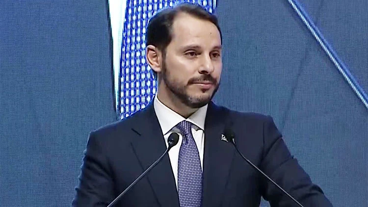 Berat Albayrak 15 Temmuz gecesi yaşananları anlattı: Uçağımızdaki pilotlardan biri FETÖ'cüydü