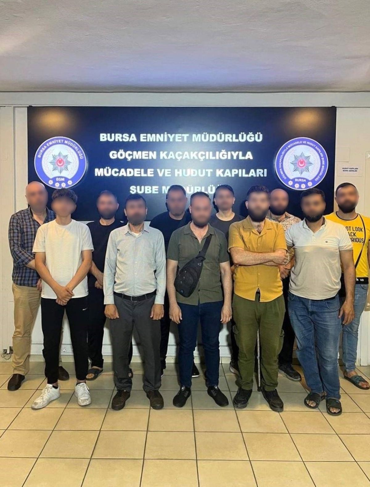 Bursa'da 'göçmen kaçakçılığı'na 2 gözaltı