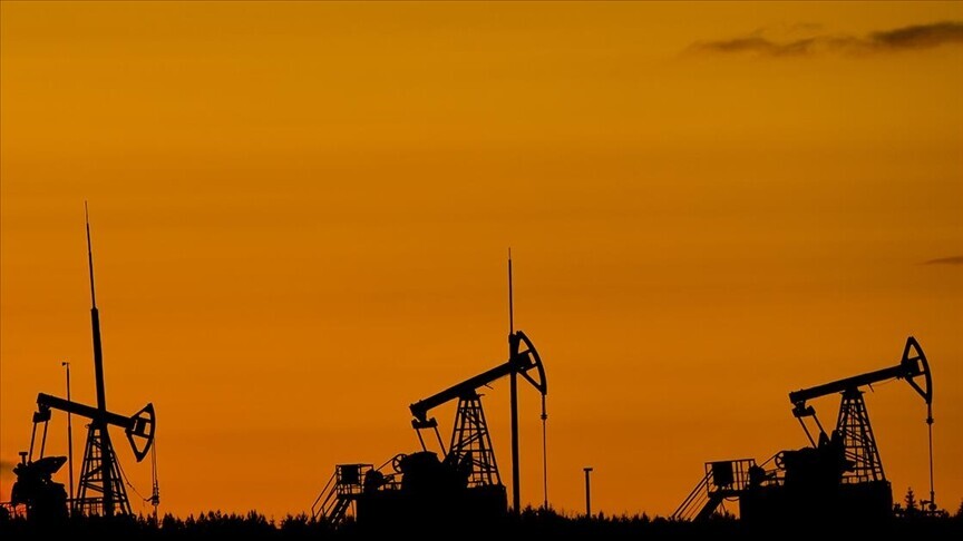 Hürmüz Boğazı'nda toparlanma sinyalleri Brent petrolü 75 doların altına çekti