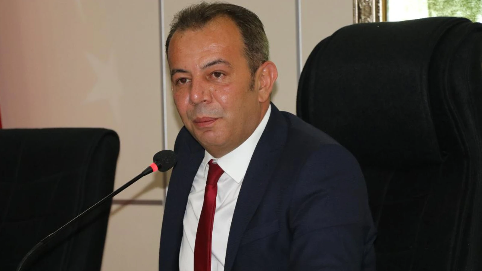 Tanju Özcan hakkında 'cinsel saldırı' suçundan da tutuklama kararı verildi