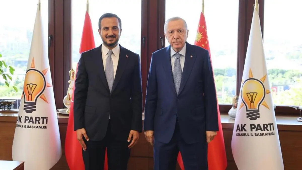 Cumhurbaşkanı Erdoğan'dan AK Parti İstanbul İl Başkanlığına sürpriz ziyaret