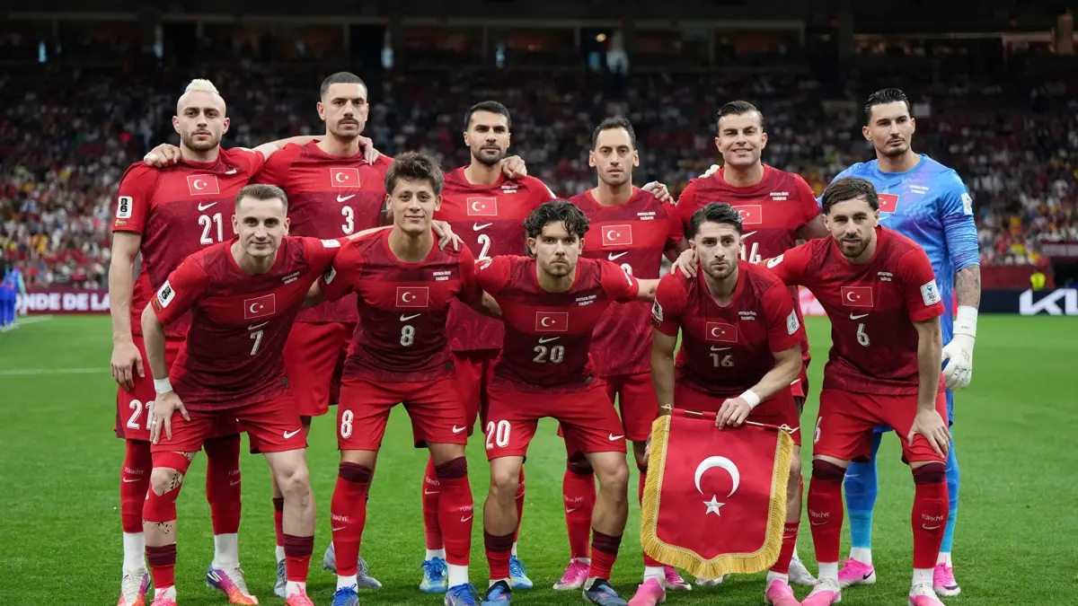 Yarın bayram erken kalkın çocuklar