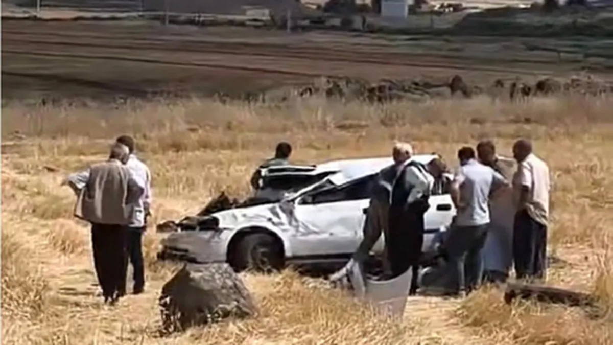 Şanlıurfa’da otomobil takla attı: 2 kişi yaralandı!