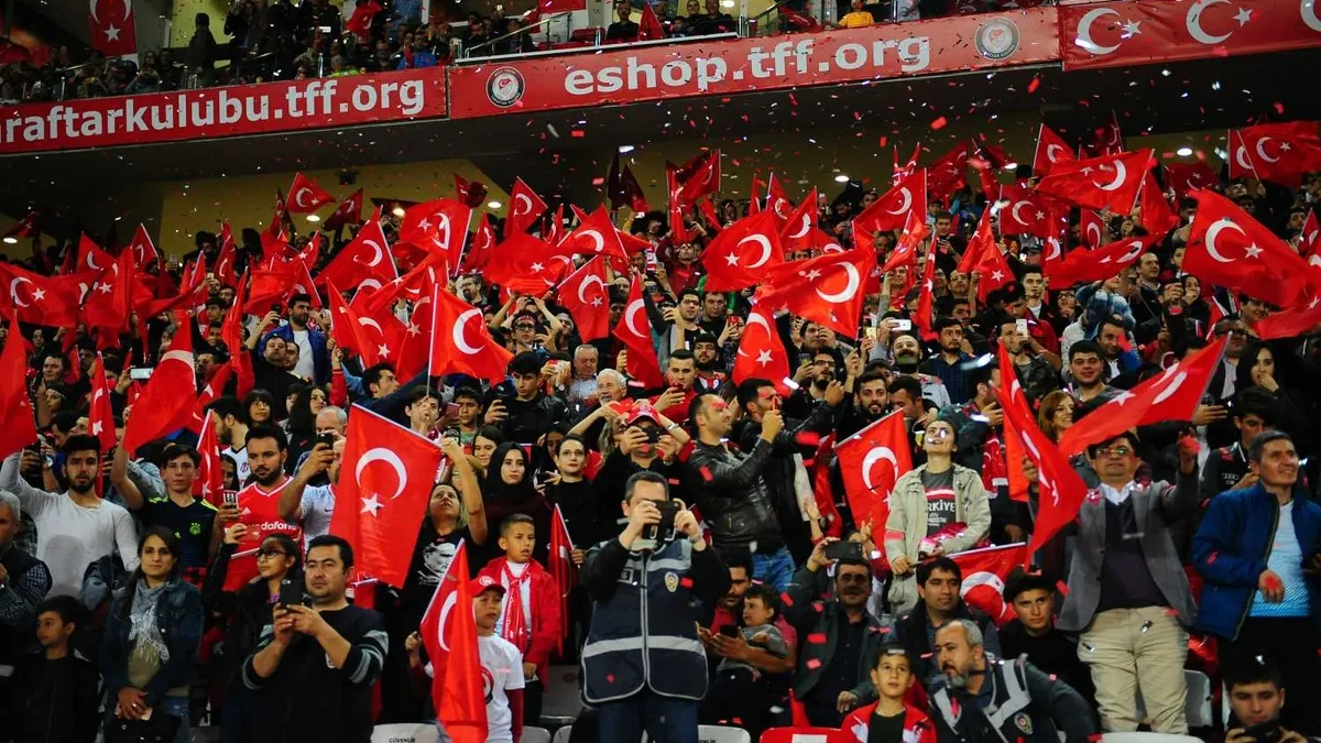 Dünyanın en tutkulu futbol ülkeleri belli oldu! Türkiye listeyi altüst etti...