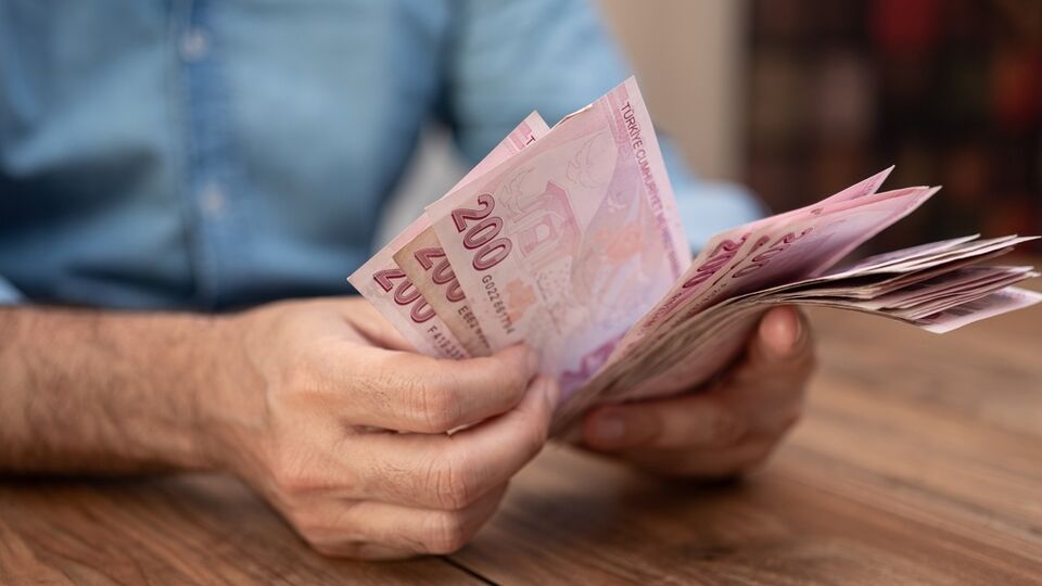 Temmuz ayı yaşlı ve engelli aylıkları hesaplara yatırılmaya başlandı