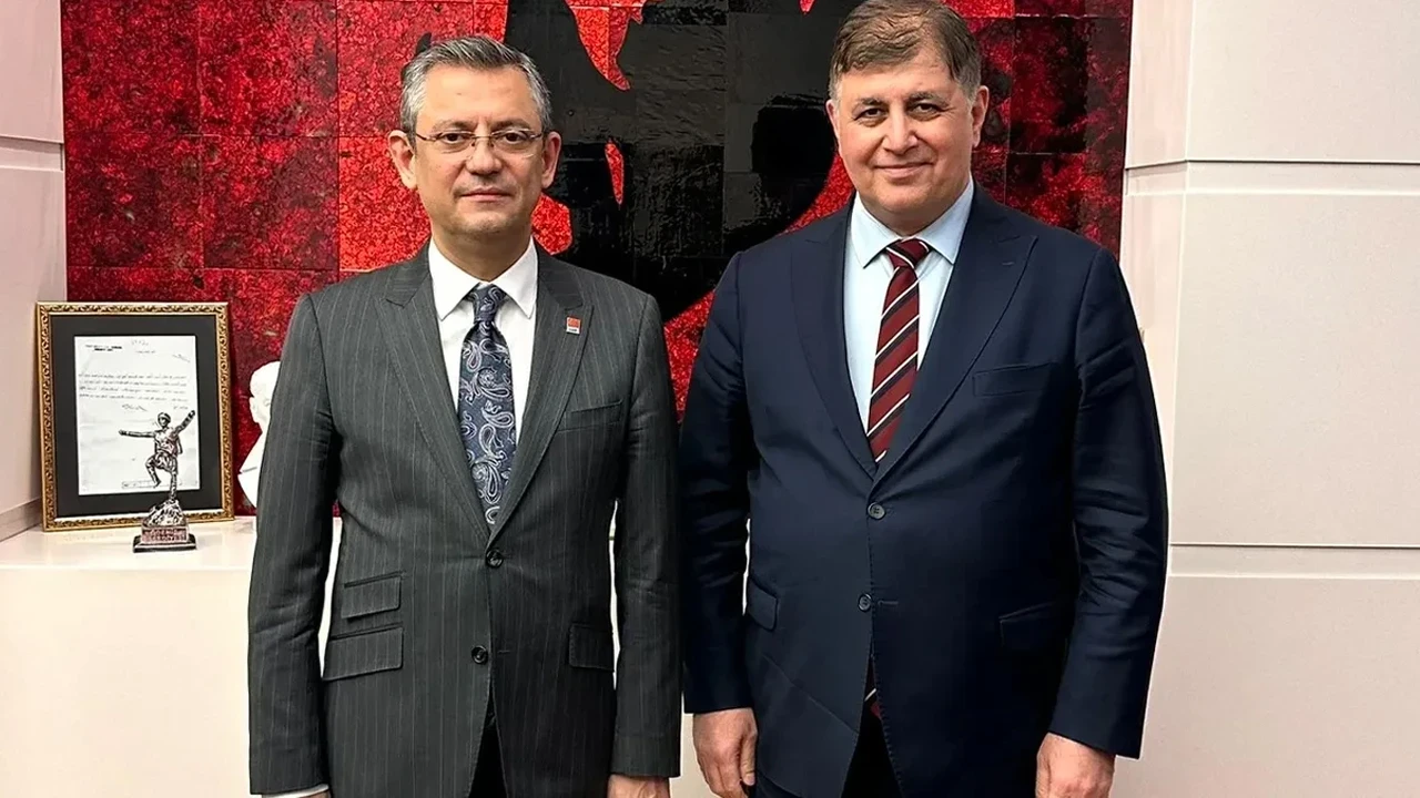 İşte olay istifanın perde arkası! Özgür Özel'e attığı mesaj günden olacak