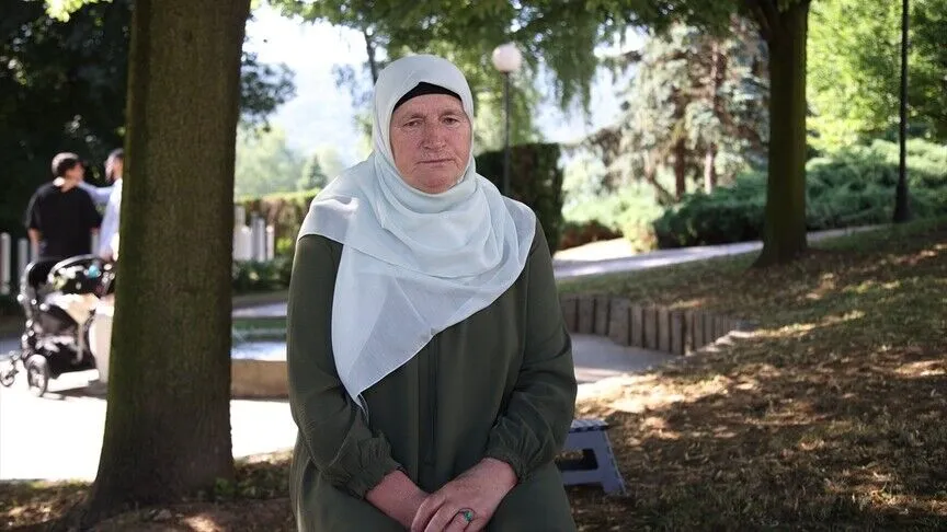 Srebrenitsa'daki soykırımda öldürülen Senad Jusic'in cenazesi abisinin yanına defnedilecek