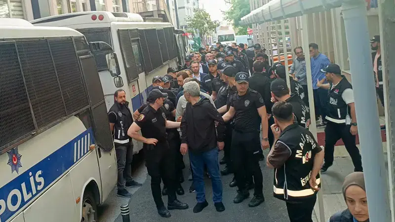Büyükçekmece Belediyesi’ne yönelik ‘yolsuzluk’ davasında Hasan Akgün: Suç örgütü iddialarını reddediyorum