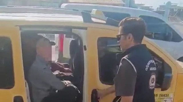 Hatay'da ticari taksiyle göçmen kaçakçılığına darbe: 3 organizatör tutuklandı